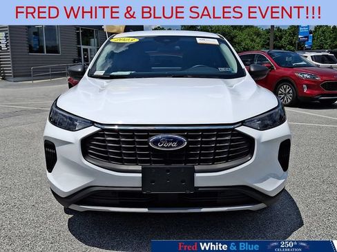 Certified 2023 Ford Escape Active w/ Tech Pack #1 AWD/4WD image 3