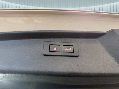 Used 2021 Subaru Outback Limited image 23