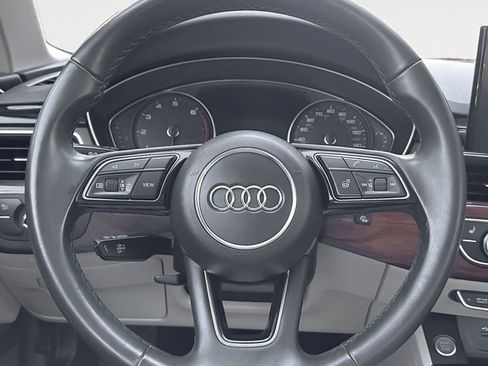 Used 2021 Audi A4 2.0T Premium w/ Convenience Package image 17