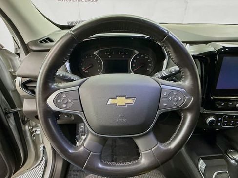 Used 2018 Chevrolet Traverse LT image 12