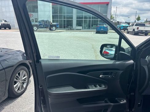 Used 2020 Honda Ridgeline Black Edition image 19
