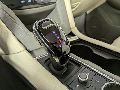 Certified 2023 Cadillac XT5 Premium Luxury w/ LPO, Floor Liner Package image 25