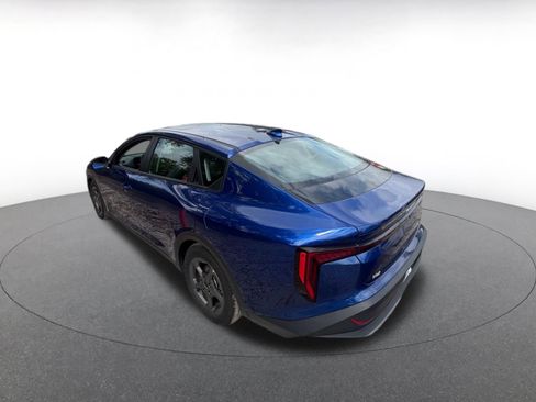 Used 2025 Kia K4 LXS image 6