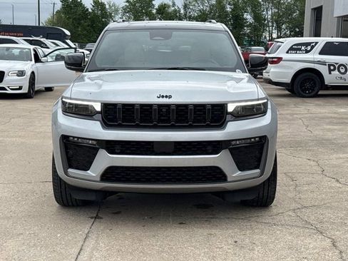 New 2026 Jeep Grand Cherokee L Summit w/ Obsidian Package AWD/4WD image 14
