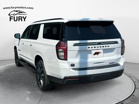 Used 2021 Chevrolet Suburban RST AWD/4WD image 5