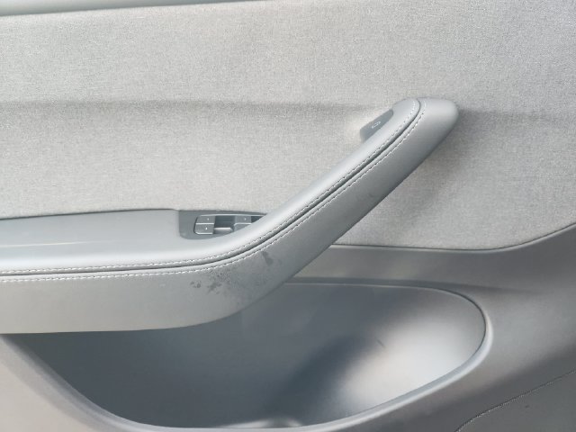 Used 2026 Tesla Model Y AWD image 29