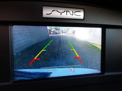 Used 2017 Ford C-MAX SE image 14