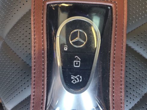 New 2026 Mercedes-Benz S 580 4MATIC Sedan image 38