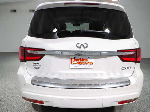 Used 2022 INFINITI QX80 Luxe w/ Cargo Package image 8
