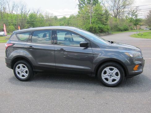 Used 2018 Ford Escape S FWD image 3