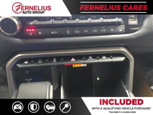 Used 2023 Toyota Tundra Limited image 29