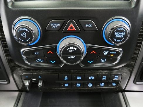 Used 2017 RAM 3500 Laramie Longhorn image 29