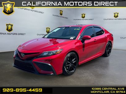 Used 2021 Toyota Camry SE w/ Cold Weather Package