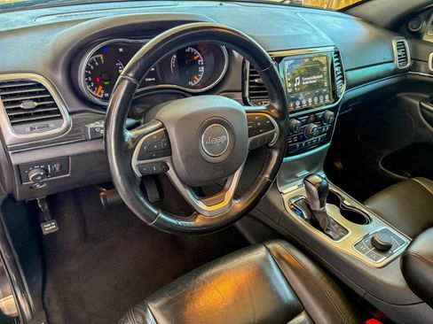 Used 2021 Jeep Grand Cherokee Limited AWD/4WD image 4