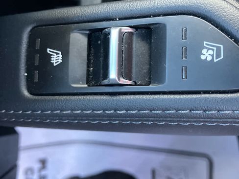 Used 2023 Kia Telluride EX image 25