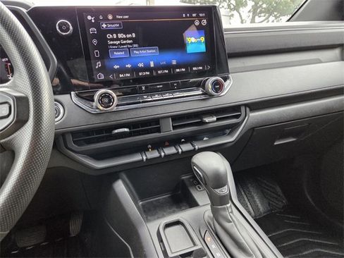 Used 2023 Chevrolet Colorado W/T image 28