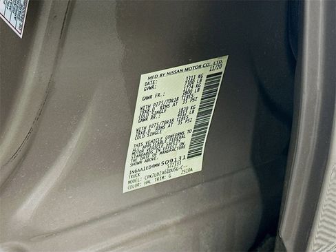 Used 2021 Nissan Titan PRO-4X w/ Pro-4x Convenience Package image 34