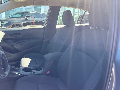 Used 2025 Toyota Corolla LE FWD image 16