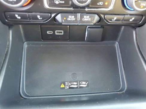 Used 2023 Chevrolet Tahoe LT image 28