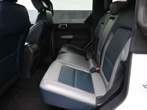Used 2023 Ford Bronco Outer Banks image 26