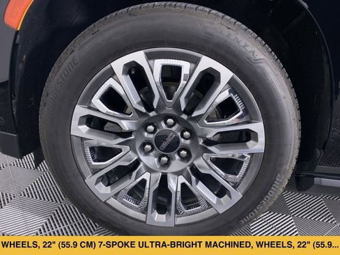 Certified 2023 GMC Yukon Denali Ultimate AWD/4WD image 17