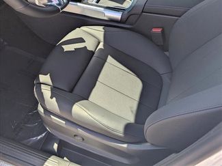 New 2026 Mercedes-Benz GLB 250 video 4