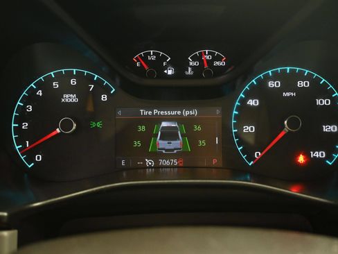 Used 2020 Chevrolet Colorado LT AWD/4WD image 14