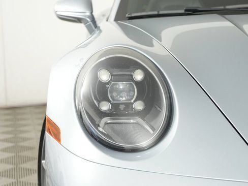 Certified 2020 Porsche 911 Carrera 4S AWD/4WD image 11