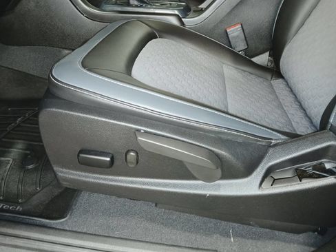 Certified 2022 Chevrolet Colorado Z71 AWD/4WD image 17