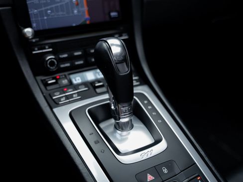 Used 2017 Porsche 911 Turbo image 54