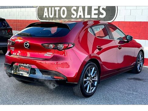 Used 2021 MAZDA MAZDA3 s image 2