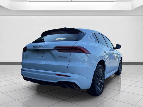 Used 2023 Maserati Grecale GT AWD/4WD image 5