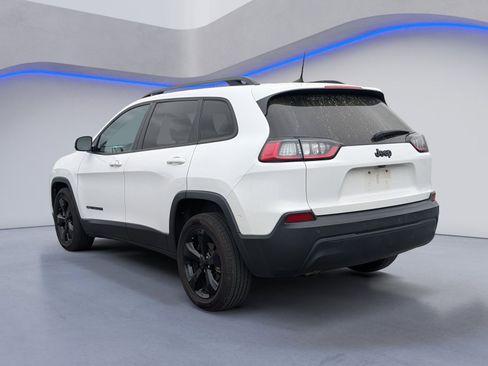 Used 2020 Jeep Cherokee Latitude Plus image 5