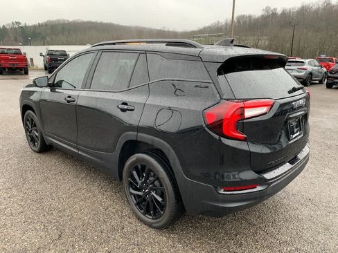 Used 2023 GMC Terrain SLE w/ Elevation Edition AWD/4WD image 3