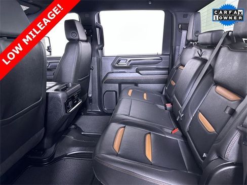 Used 2025 GMC Sierra 2500 AT4 image 26