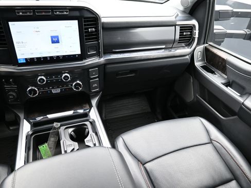 Used 2024 Ford F350 Lariat w/ Black Appearance Package image 39