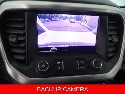 Certified 2023 GMC Acadia SLE w/ Driver Convenience Package AWD/4WD image 16