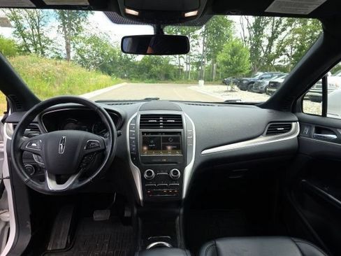 Used 2017 Lincoln MKC Premiere AWD/4WD image 10