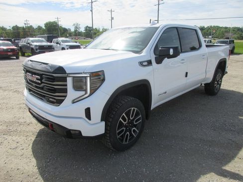 New 2026 GMC Sierra 1500 AT4 w/ AT4 Premium Package AWD/4WD image 10
