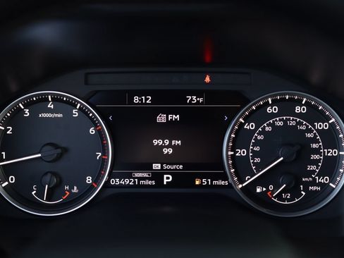 Used 2024 Mitsubishi Outlander SE Black Edition AWD/4WD image 11