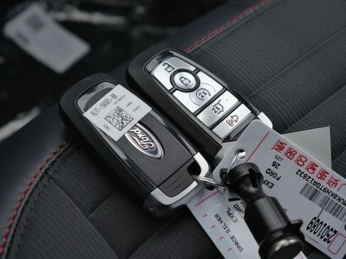 New 2026 Ford Explorer ST-Line w/ ST-Line Street Pack image 42