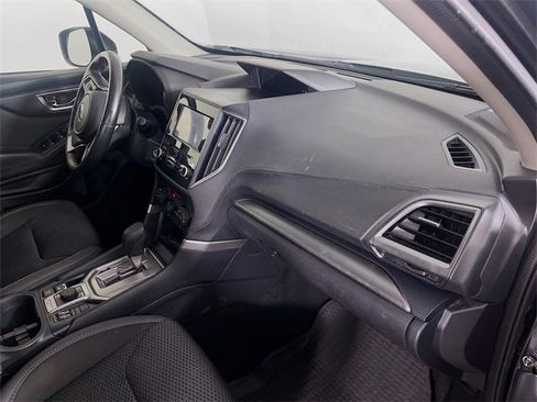 Used 2019 Subaru Forester Premium w/ All-Weather Package image 30