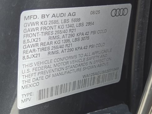 Used 2025 Audi SQ5 Premium Plus image 35