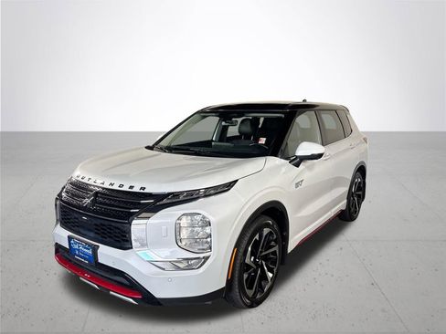 Used 2024 Mitsubishi Outlander Ralliart image 2