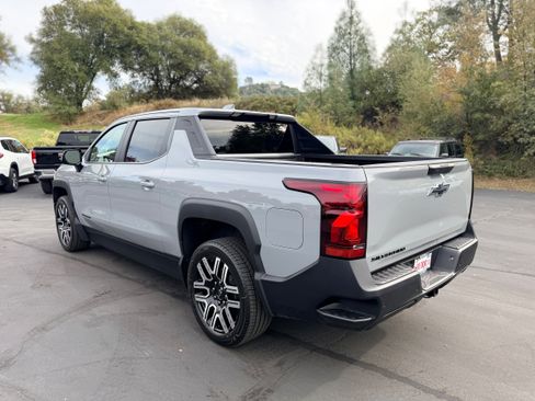 New 2026 Chevrolet Silverado EV W/T w/ LPO, Custom Package image 6