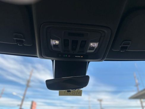 Used 2022 Chevrolet Silverado 1500 LTZ w/ Technology Package image 23