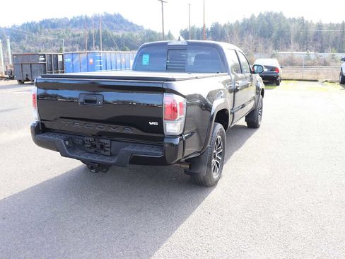 Certified 2021 Toyota Tacoma TRD Sport w/ TRD Premium Sport Package image 5