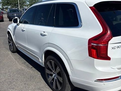 Used 2024 Volvo XC90 T8 Ultimate w/ Lounge Package AWD/4WD image 6