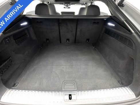 Used 2024 Audi RS Q8 AWD/4WD image 45