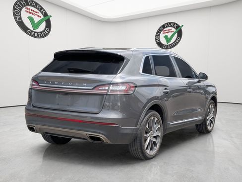 Used 2022 Lincoln Nautilus Reserve FWD image 5